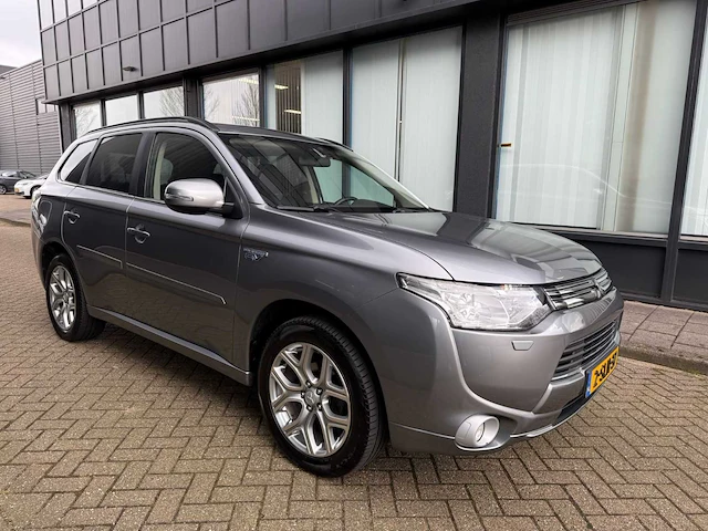 Mitsubishi outlander 2.0 phev instyle automaat, 2-slh-37 - afbeelding 15 van  21