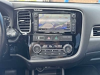 Mitsubishi outlander 2.0 phev instyle car 2013 | 4-sps-56 - afbeelding 11 van  35