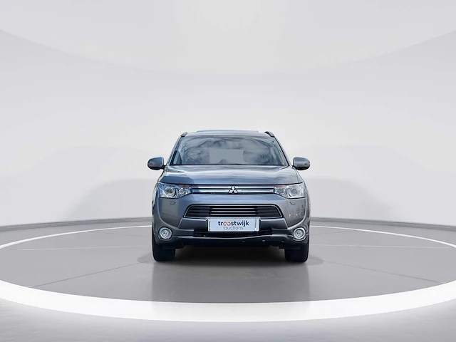 Mitsubishi outlander 2.0 phev instyle car 2013 | 4-sps-56 - afbeelding 23 van  35
