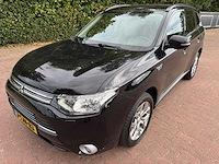 Mitsubishi outlander 2.0 phev intense + 3-tjh-83 - afbeelding 12 van  23
