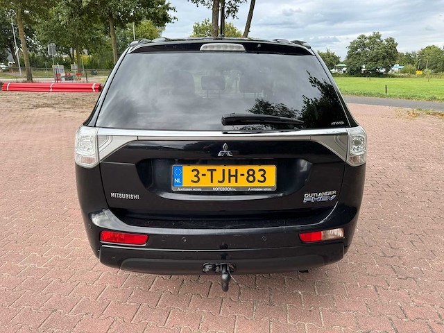 Mitsubishi outlander 2.0 phev intense + 3-tjh-83 - afbeelding 19 van  23