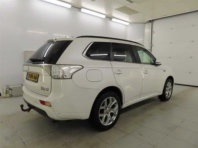 Mitsubishi outlander 2.0 phev intense + automaat, 3-svs-60 - afbeelding 6 van  12