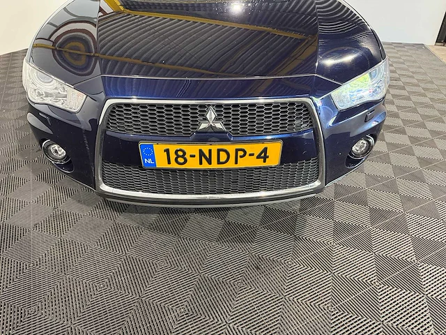 Mitsubishi outlander 2.4 instyle, 18-ndp-4 - afbeelding 9 van  17
