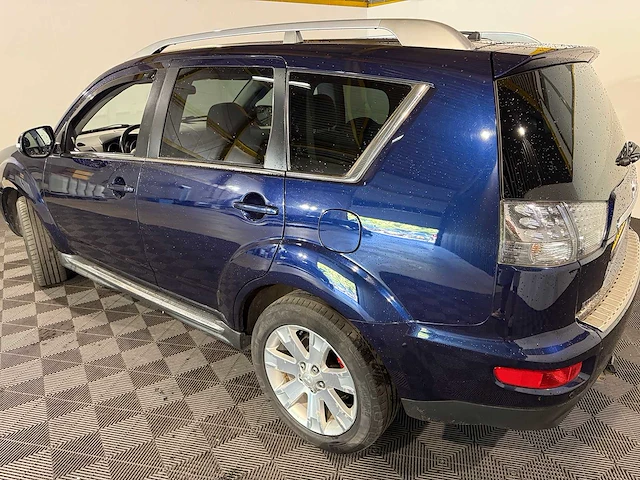 Mitsubishi outlander 2.4 instyle, 18-ndp-4 - afbeelding 10 van  17