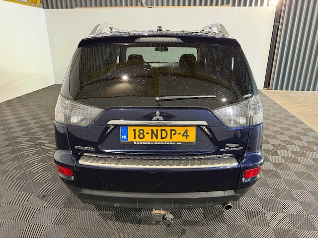Mitsubishi outlander 2.4 instyle, 18-ndp-4 - afbeelding 11 van  17