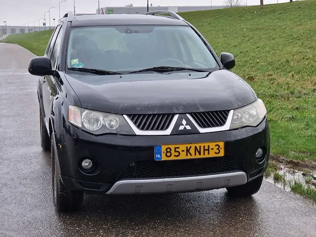 Mitsubishi outlander 2.4 intense+ special edition | 85-knh-3 - afbeelding 8 van  18