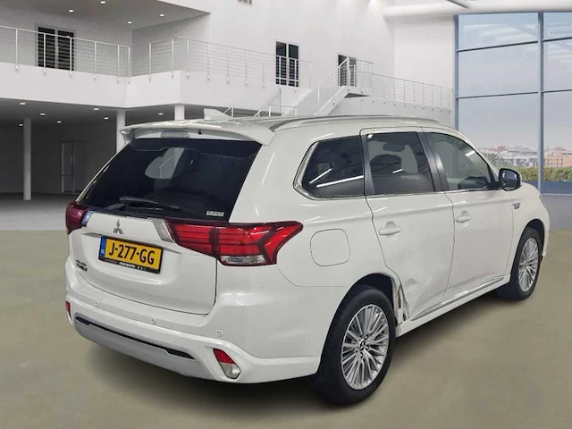 Mitsubishi outlander 2.4 phev instyle 2020 | 627 - afbeelding 23 van  30