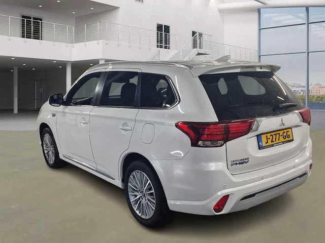 Mitsubishi outlander 2.4 phev instyle 2020 | 627 - afbeelding 25 van  30