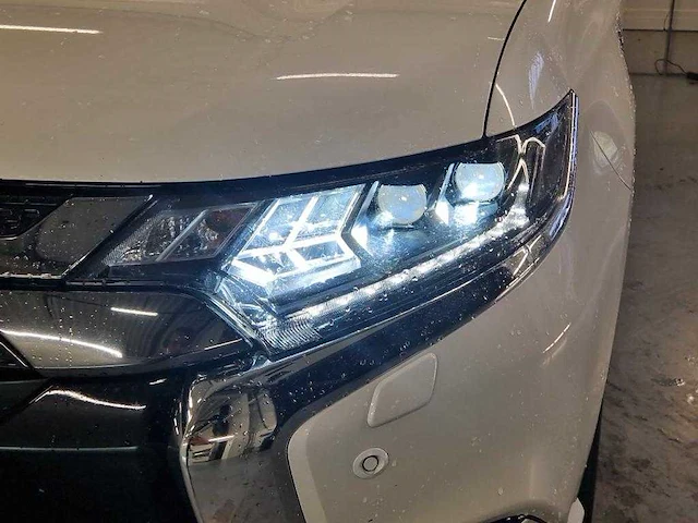Mitsubishi outlander 2.4 phev instyle 2020 | 627 - afbeelding 24 van  26