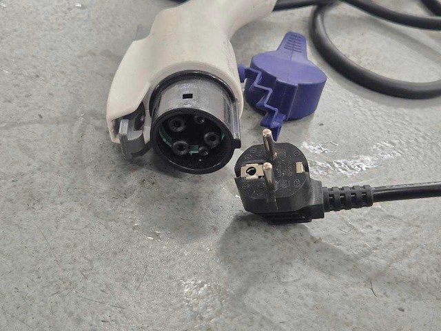 Mitsubishi outlander 2.4 phev intense+ 2020 | s-224-nr - afbeelding 3 van  25