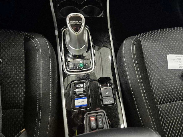 Mitsubishi outlander 2.4 phev intense+ 2020 | s-224-nr - afbeelding 7 van  25