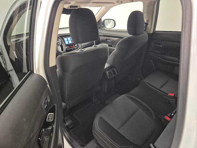 Mitsubishi outlander 2.4 phev intense+ 2020 | s-224-nr - afbeelding 15 van  25