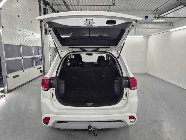 Mitsubishi outlander 2.4 phev intense+ 2020 | s-224-nr - afbeelding 16 van  25