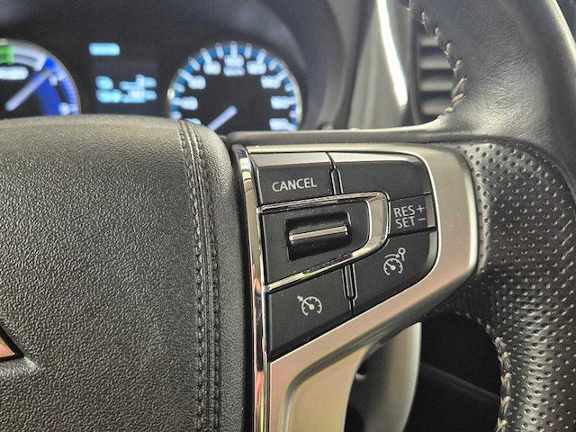Mitsubishi outlander 2.4 phev intense+ 2020 | s-224-nr - afbeelding 25 van  25