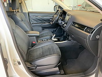 Mitsubishi outlander 2.4 phev spirit 4wd 2020 - afbeelding 8 van  30