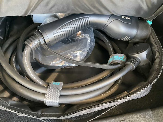 Mitsubishi outlander 2.4 phev spirit 4wd 2020 - afbeelding 18 van  30