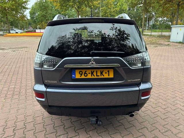Mitsubishi outlander 4x4 lpg g3 2.4 intense+ 96-klk-1 - afbeelding 25 van  30
