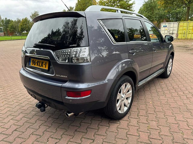 Mitsubishi outlander 4x4 lpg g3 2.4 intense+ 96-klk-1 - afbeelding 26 van  30