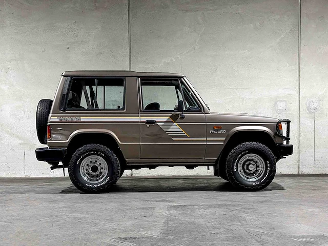 Mitsubishi pajero 2.5 intercooler turbo 95pk 1990 - afbeelding 32 van  34