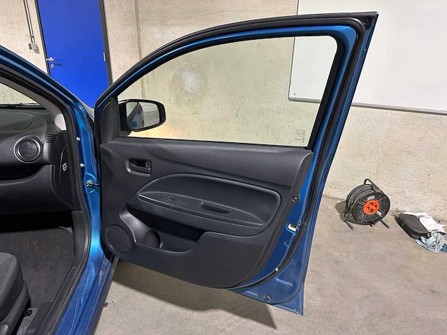 Mitsubishi space star 1.0 cool+ 71pk 2020, h-152-bs - afbeelding 24 van  38