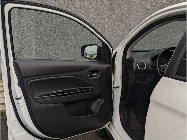 Mitsubishi space star 1.0 intense automaat | tv-095-k - afbeelding 20 van  22