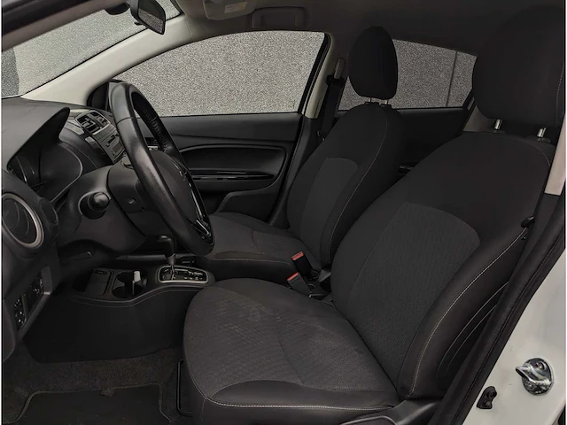 Mitsubishi space star 1.0 intense automaat | tv-095-k - afbeelding 13 van  22