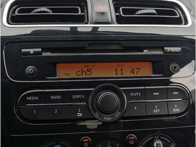 Mitsubishi space star 1.0 intense automaat | tv-095-k - afbeelding 19 van  22