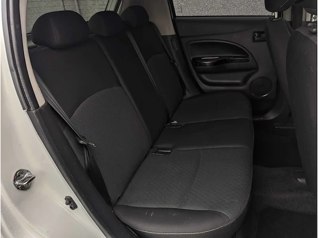 Mitsubishi space star 1.0 intense automaat | tv-095-k - afbeelding 20 van  22