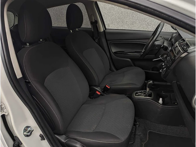 Mitsubishi space star 1.0 intense automaat | tv-095-k - afbeelding 21 van  22