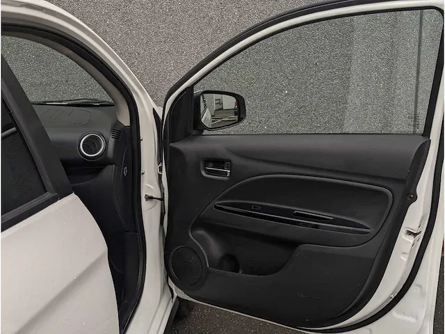 Mitsubishi space star 1.0 intense automaat | tv-095-k - afbeelding 16 van  26
