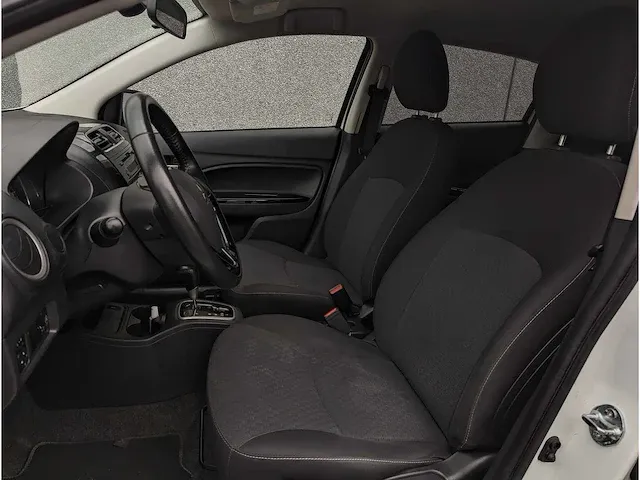 Mitsubishi space star 1.0 intense automaat | tv-095-k - afbeelding 25 van  26