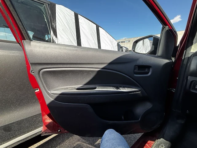 Mitsubishi space star 1.0i inform 71, 2014 - afbeelding 31 van  31