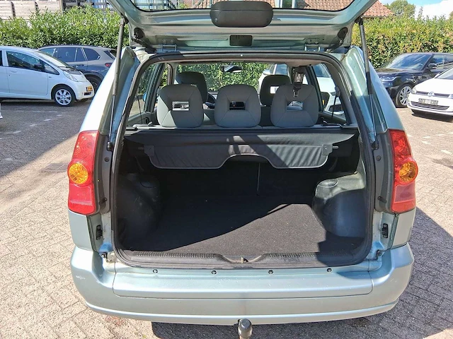 Mitsubishi space star 1.6 family 2003 | 85-nf-bj - afbeelding 16 van  28