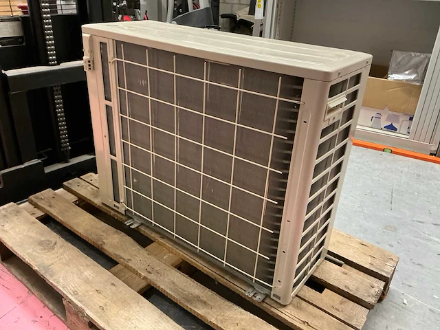 Mitsubishi src50zsx-w2 airconditioning buitenunit - afbeelding 3 van  3