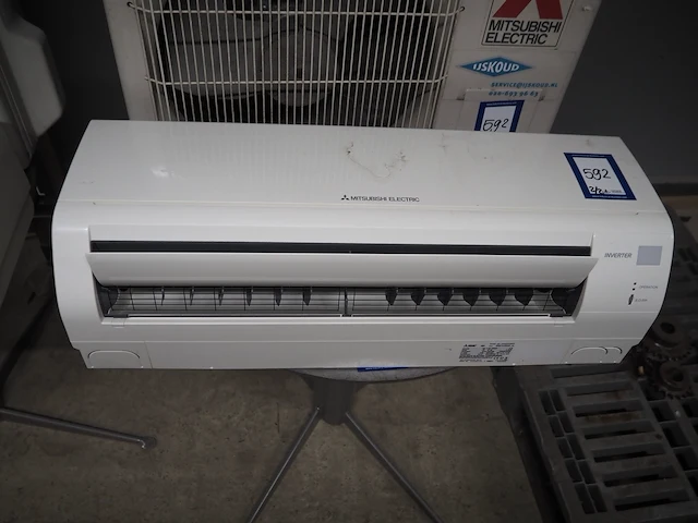 Mitsubishi - afbeelding 3 van  7