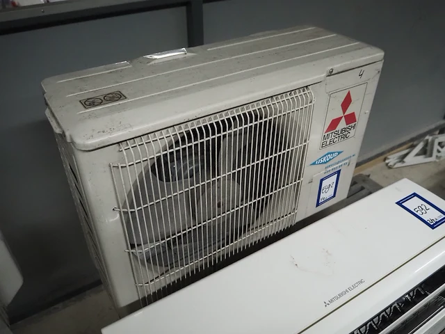 Mitsubishi - afbeelding 5 van  7