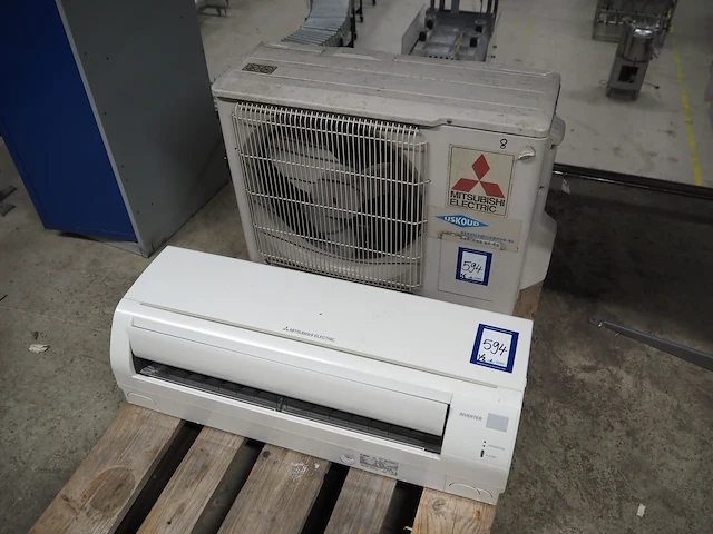 Mitsubishi - afbeelding 1 van  8