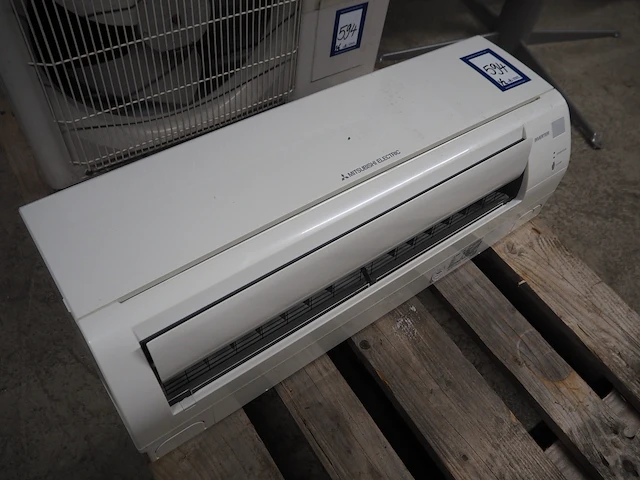 Mitsubishi - afbeelding 3 van  8