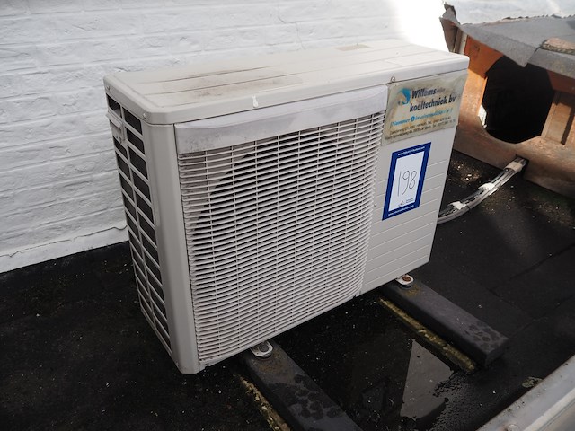 Mitsubishi - afbeelding 1 van  5