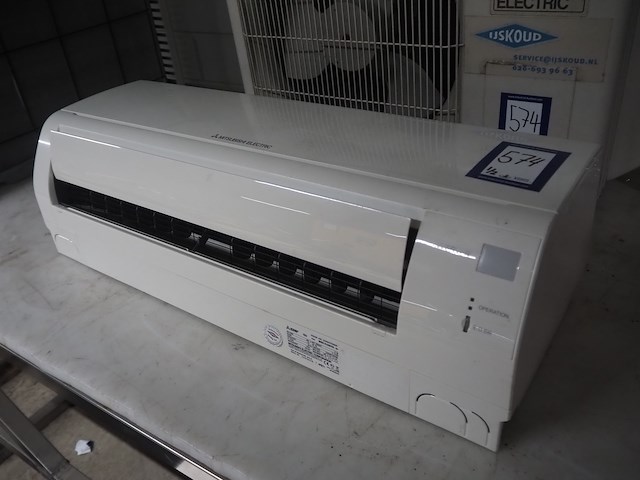 Mitsubishi - afbeelding 12 van  18