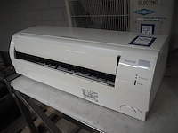 Mitsubishi - afbeelding 8 van  15