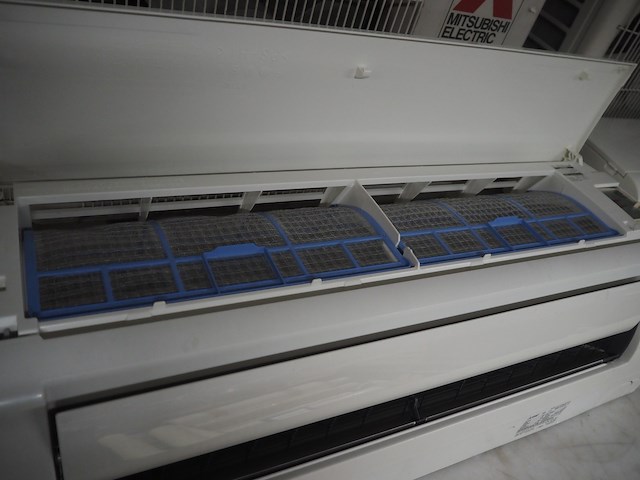 Mitsubishi - afbeelding 13 van  15