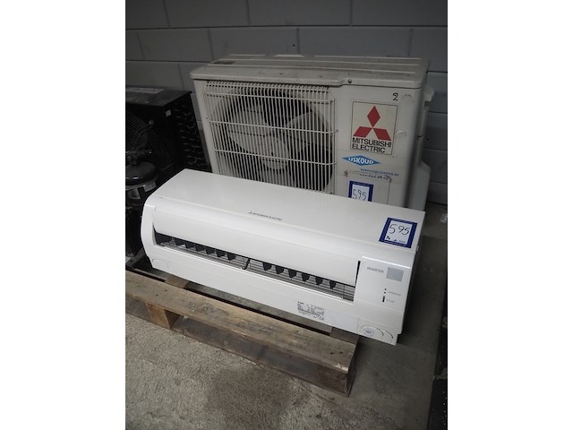 Mitsubishi - afbeelding 1 van  17