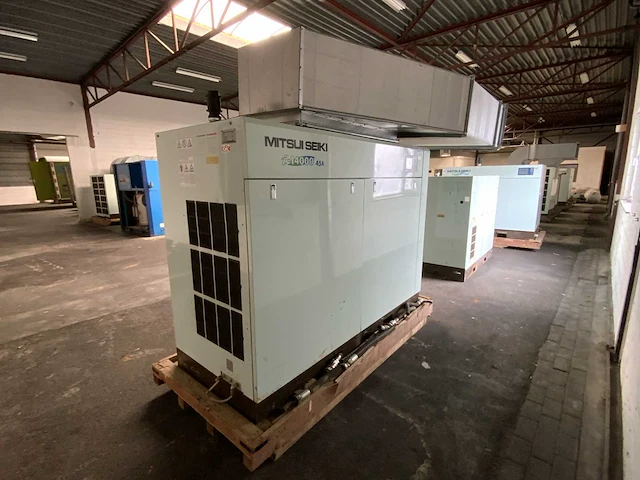 Mitsui seiki i-14045a olievrije compressor - afbeelding 1 van  11