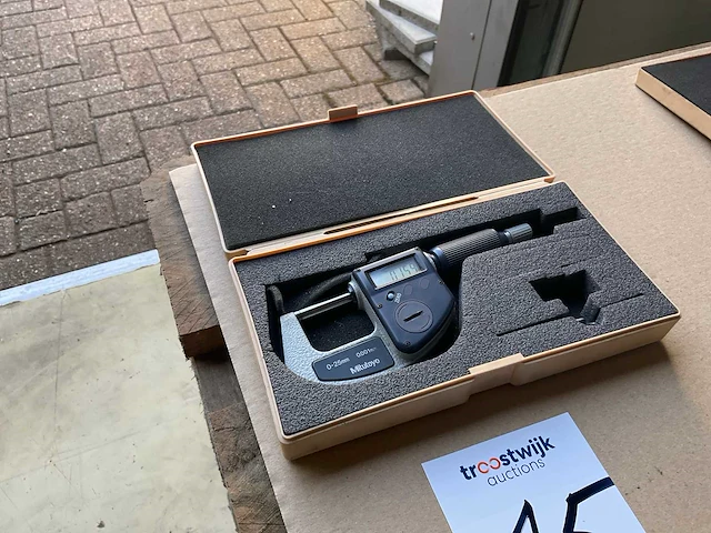 Mitutoyo binnenmaat micrometer - afbeelding 2 van  5