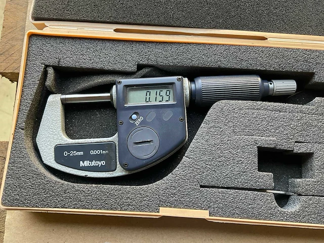 Mitutoyo binnenmaat micrometer - afbeelding 3 van  5