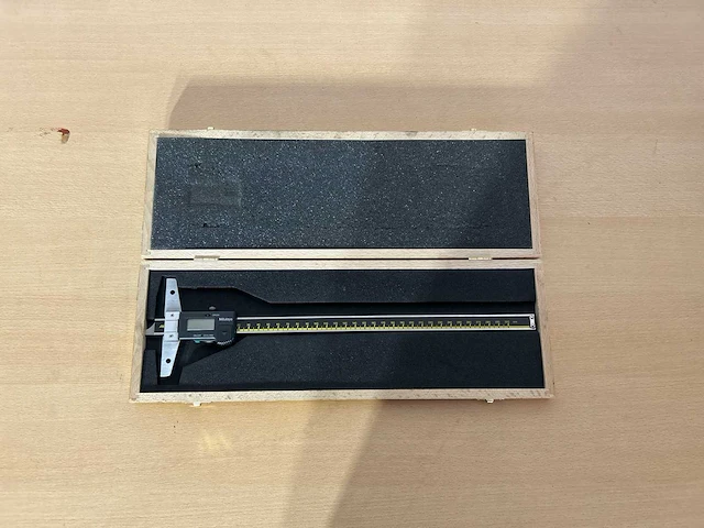 Mitutoyo dieptemeter - afbeelding 1 van  3