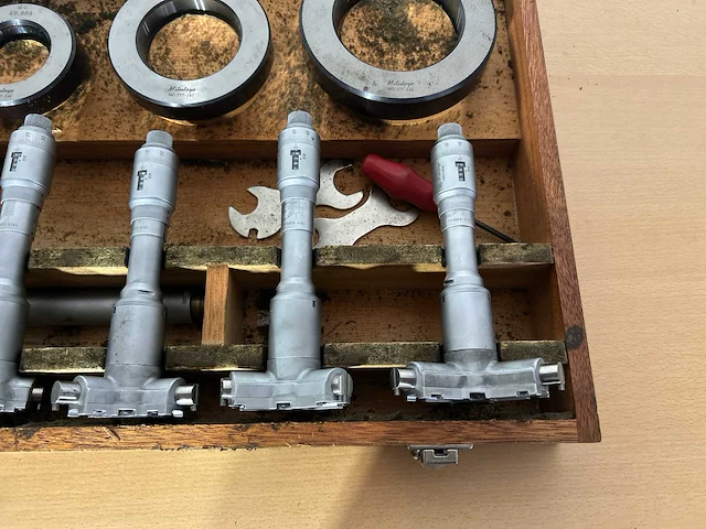 Mitutoyo drie punts binnen micrometer (5x) - afbeelding 5 van  7