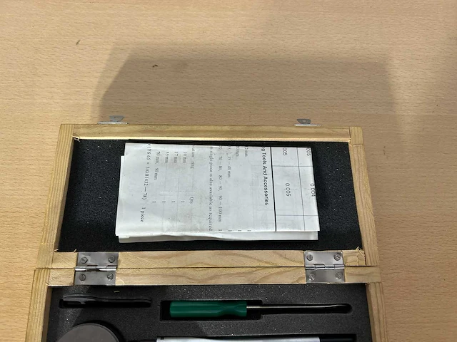 Mitutoyo drie punts binnen micrometer - afbeelding 3 van  3
