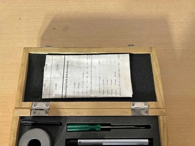 Mitutoyo drie punts binnen micrometer - afbeelding 3 van  3